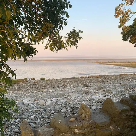 Дом отдыха South Lakes Townhouse With Sauna